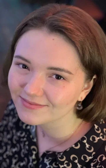 Полина Скиданова