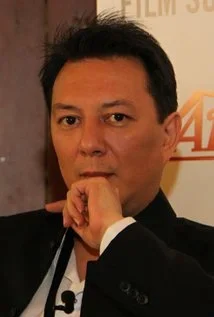 Томас Лён