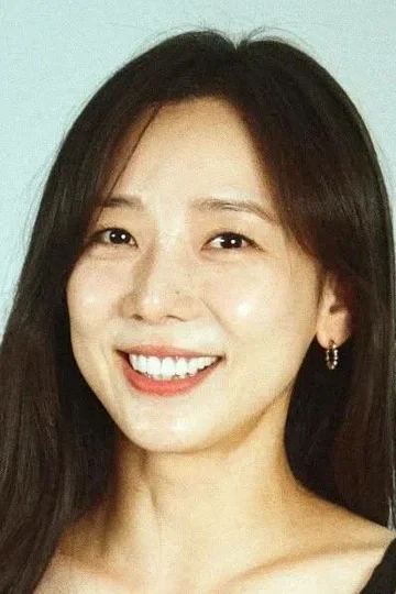 Eun-Young Kim